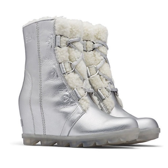 Sorel Shoes - Disney x Sorel Joan of Arctic Wedge II Frozen Silver Metallic Boots Size 7.5